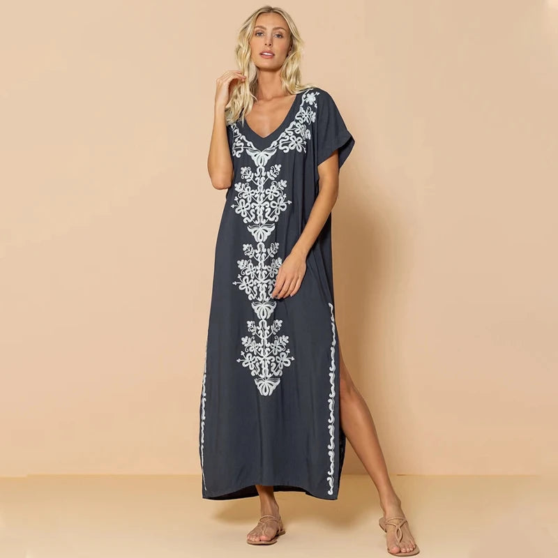 Embroidery Beach Cover up Saida de Praia Swimsuit Women Bikini cover up Tunics for Beach Pareo Sarong Beachwear Q790