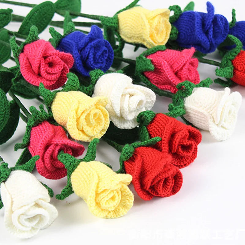 Simulated Handmade Rose Artificial Flowers Finished Wool Knitting Crochet Rose Bouquet Valentine's Day Gifts