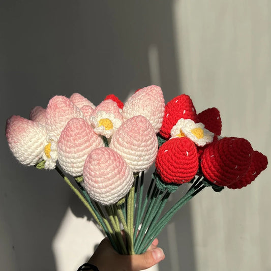 Hand Woven Strawberry Finished Eternal Flower Bouquet Crochet Simulated Flower