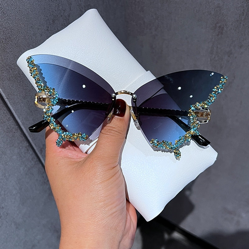 Luxury Diamond Butterfly Sunglasses Women Vintage Rimless Oversized Sun Glasses Ladies Eyewear