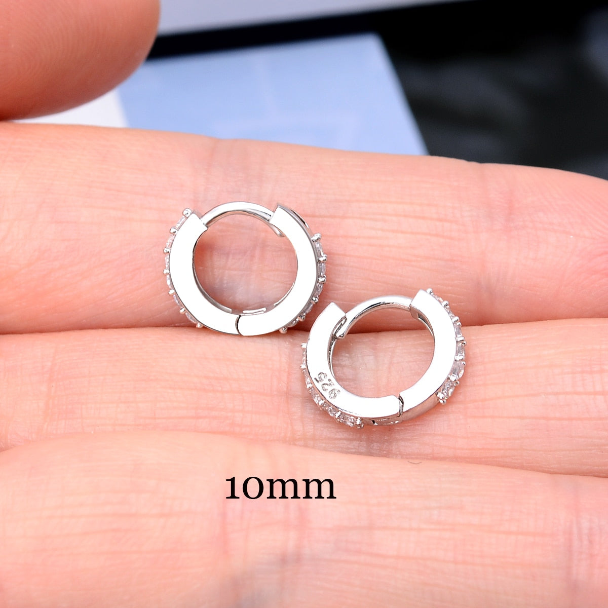 2 Pcs Rainbow Tiny Rings Cartilage Small Helix Piercing Conch Earlobe Tragus Circle