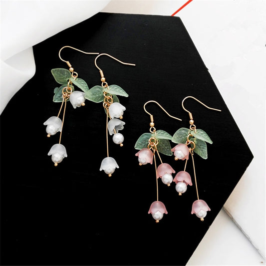 Aestheticism literature eardrop lilies flowers earring