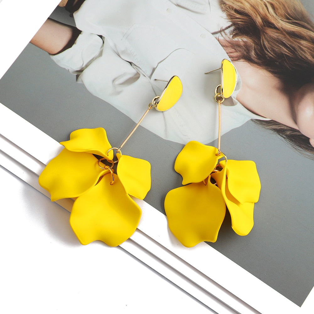 Romantic Sweet Acrylic Petal Long Dangle Drop Earrings Trend Luxury Fairy Grunge Pendant Jewelry Accessories