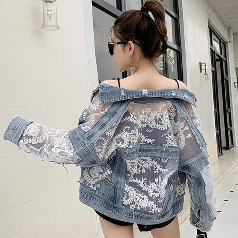 Streetwear Women Lace Hook Flower Hollow New Patchwork Frayed Edges Hole Denim Jacket Summer Long Sleeve Casual Veste Femme